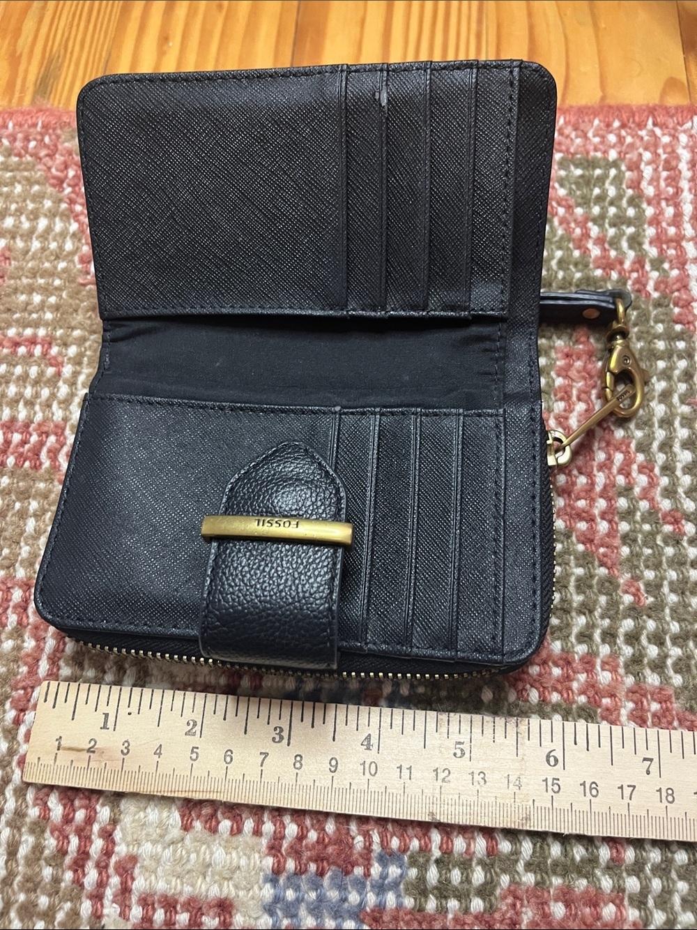 Fossil Black Leather Wristlet Wallet - Picture 6 of 12